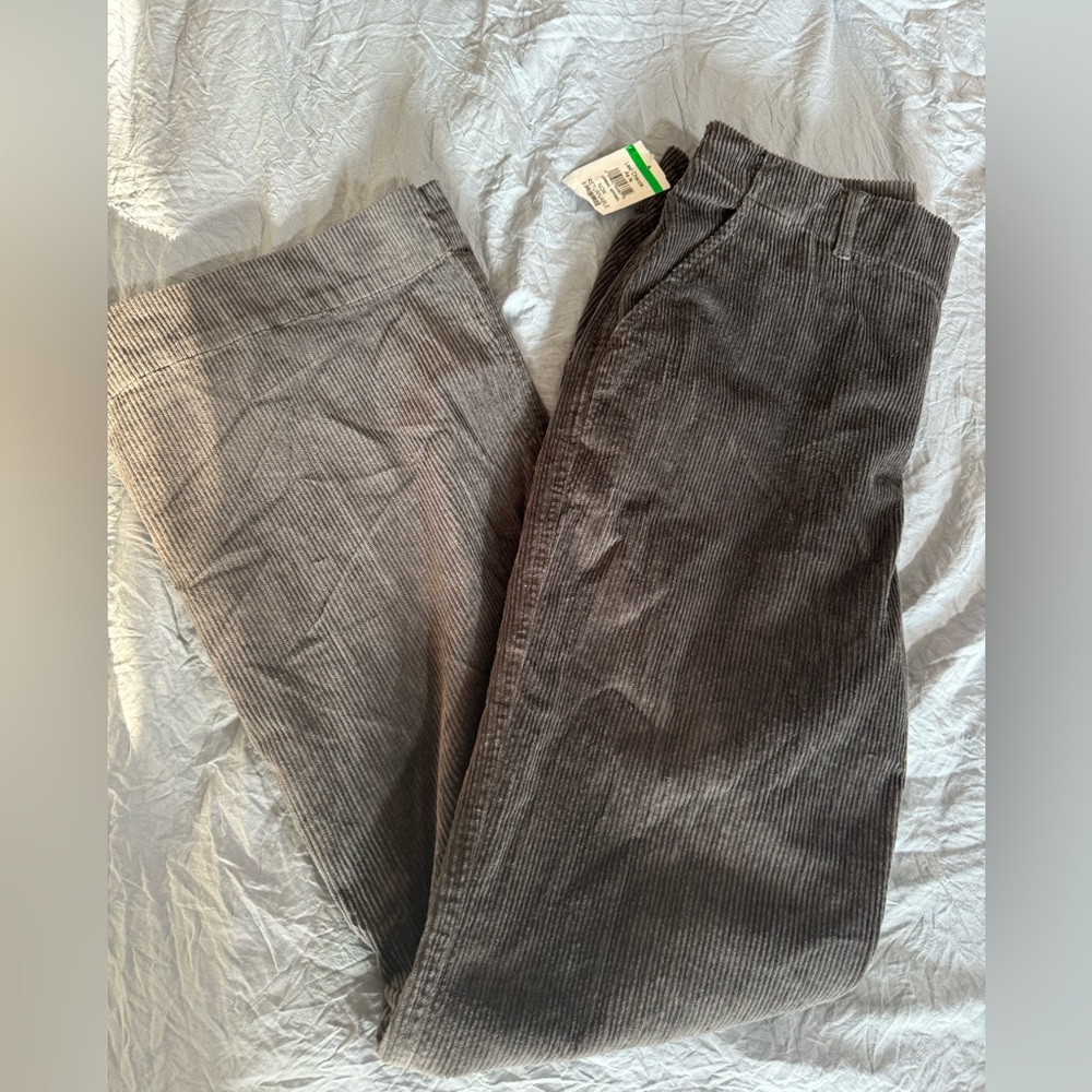 Treasure & bond Women’s size 6 wide leg stretch cotton Corduroy Pants NWT
